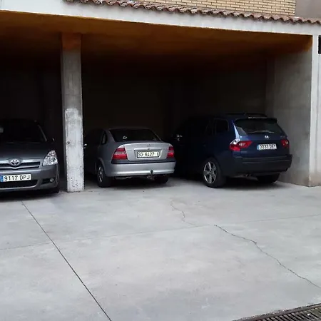 City Centre With Garage, 2 Bathrooms * Valladolid